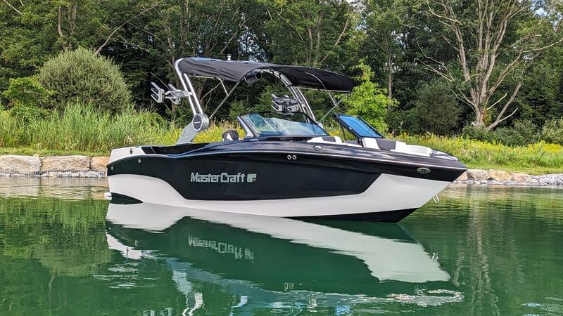 TOURNAMENT SKI BOAT With Modern Arch Wake & Ski Tower_1