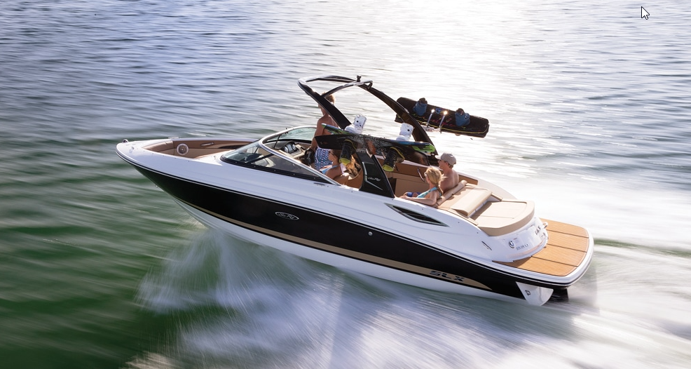 V-Hull Runabout tower boat 2